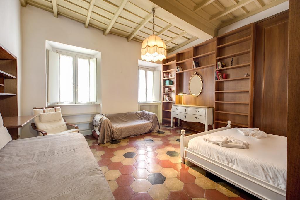 Ground Floor Trastevere Rome Room photo