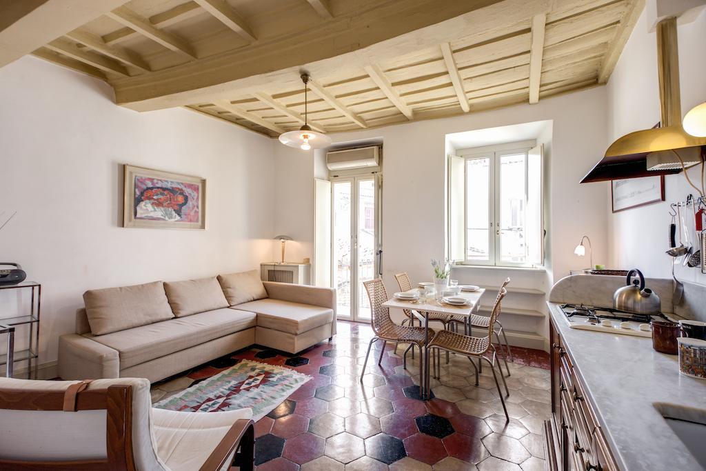 Ground Floor Trastevere Rome Room photo